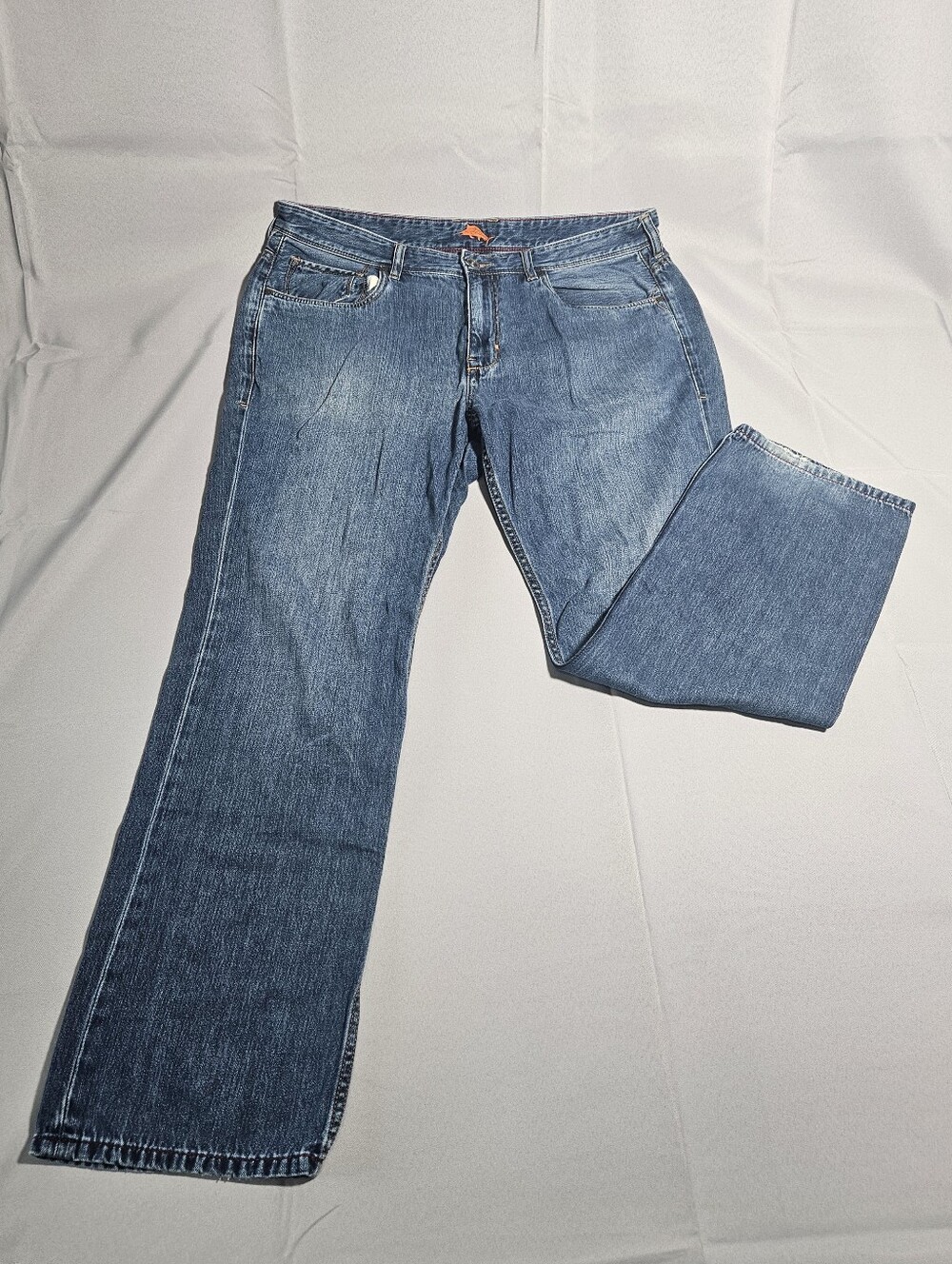 Tommy Bahama 90s Classic Medium Wash Relaxed Straight Leg Blue Jeans Sz 38x32